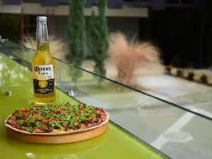 La Pizzeria