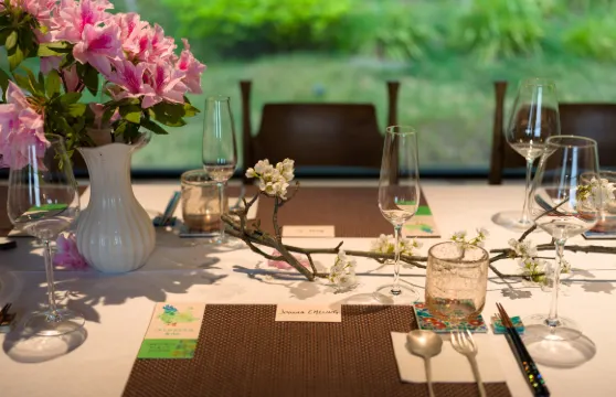 青寂溪谷半山酒店·楓見餐厅