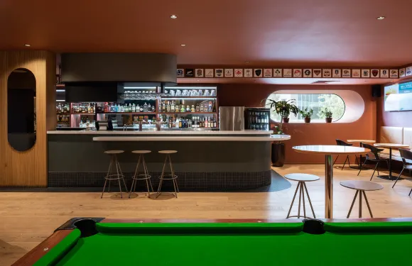 Hill Street Sports Bar & Restaurant