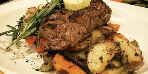 TWT Tea Warmer Treat