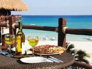 Daddy's Beach Club