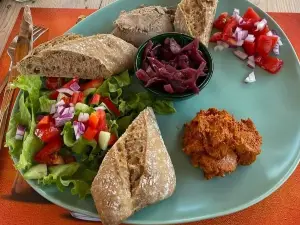 Papatya Cafe