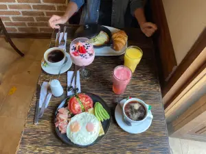 La Catedral Cafe