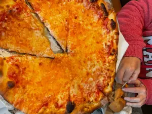Randy's Wooster St Pizza Naples