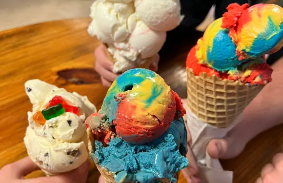 Island Ice Cream Cafe
