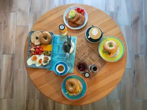 Manooka Café