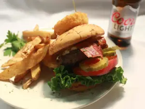 Mac's Last Cast Sports Bar, Grill & Casino & Liquor Store
