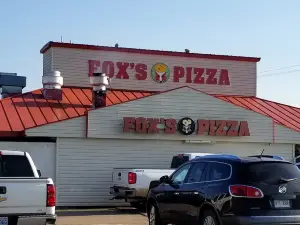 Fox's Pizza Den