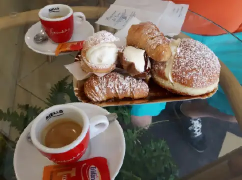 Pasticceria Del Corso Di Strangis Fausto & C Sas