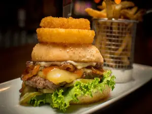Durty Nelly's Irish Pub
