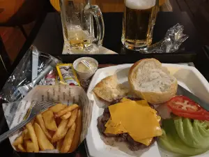 Madero Container