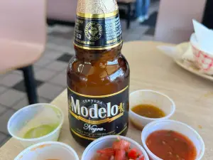 Taqueria Los Pericos