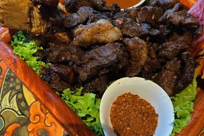 拉萨雪莲花观景酒店·雪莲花观景藏餐厅