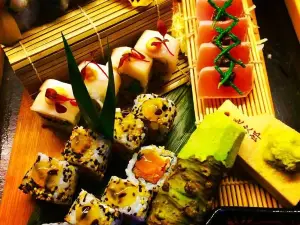 Rock Star Sushi Bar