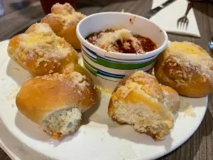 Scooter's Restaurant & Sports Bar