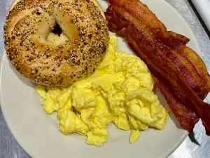 Gambier Deli