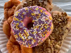Davis Donut House