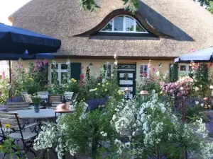 Cafe Rosengarten