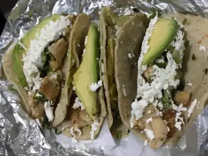 Tacos y Tortas Maya