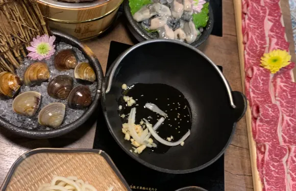 Warm Hotpot
