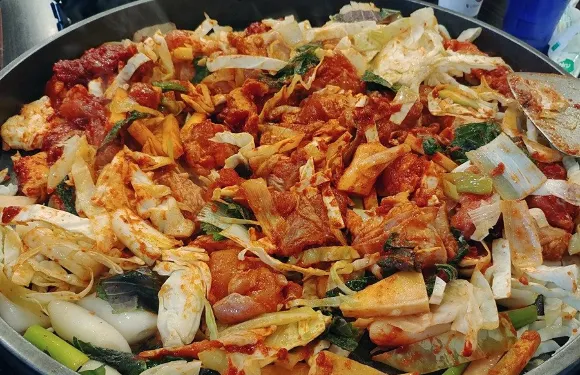 Myeongmul Dakgalbi