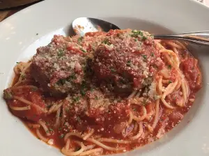 Gianni's Trattoria
