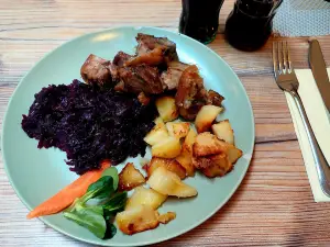 Gyongyvirag Etterem