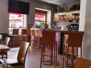 Adriatic Bar