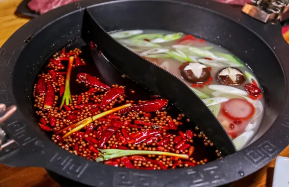 巴蜀犟牛火鍋（人民東路店）