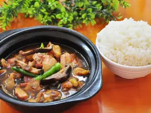 黃燜雞米飯（侯堡珂溢店）