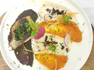 Chez Jombart - La salle a manger