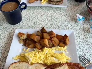 Edgartown Diner