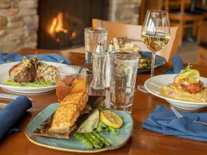 Ledge Rock Grille
