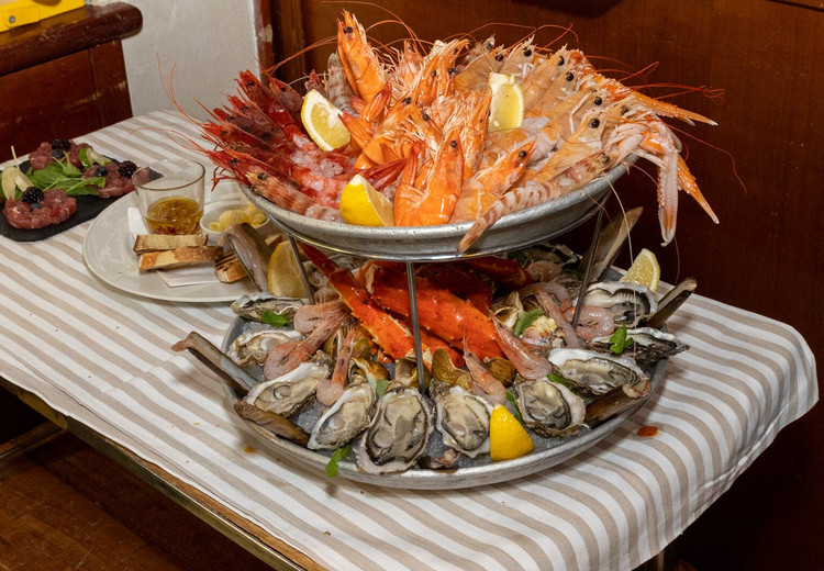 Casale 93 (, Turin) - Restaurant Reviews, Menu & Contact | Trip.com