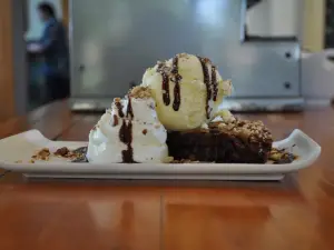Holman's Ice Cream Parlour