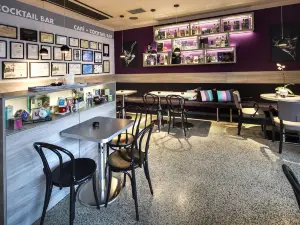 MARTINI'S café - cocktail bar PARDUBICE