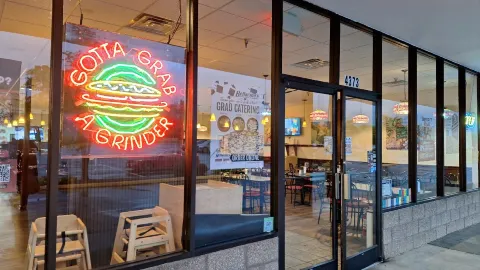 Bellacino's Pizza & Grinders in Cave Spring