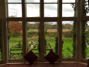 Parsonage Country House