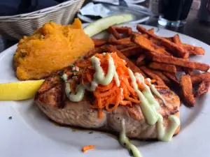 Nautilus Seafood & Grill