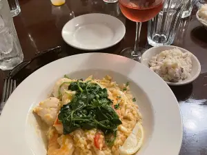 Gregory's Restaurant & Bar