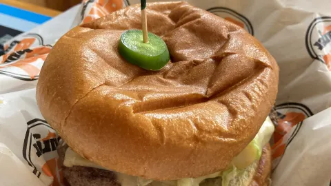 Eh! Burger in 머니싱