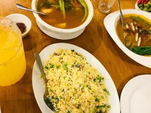 Clark Lomi House