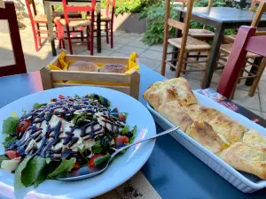 La Plaza Pizza
