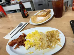 Dog House Diner
