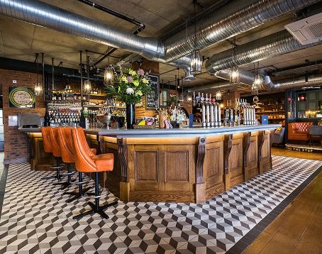Station Tavern