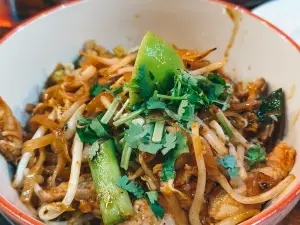 Lung Yai Thai Tapas