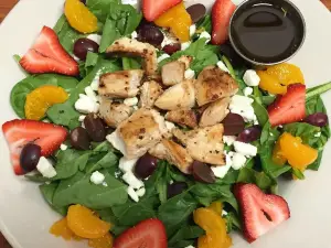 The 906 Sports Bar & Grill
