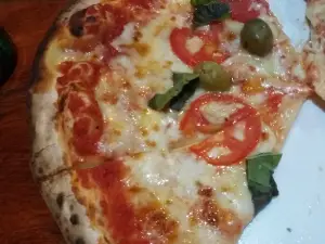 Bar and Pizza Evolution