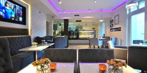 Cafe Aronia
