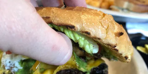 Dale's Bar & Grill